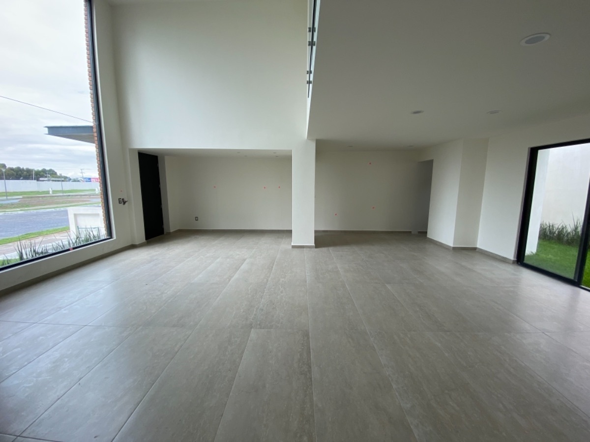 5 de 27: Sala-comedor