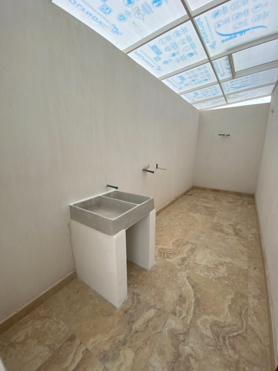 27 de 27: Cuarto de servicio