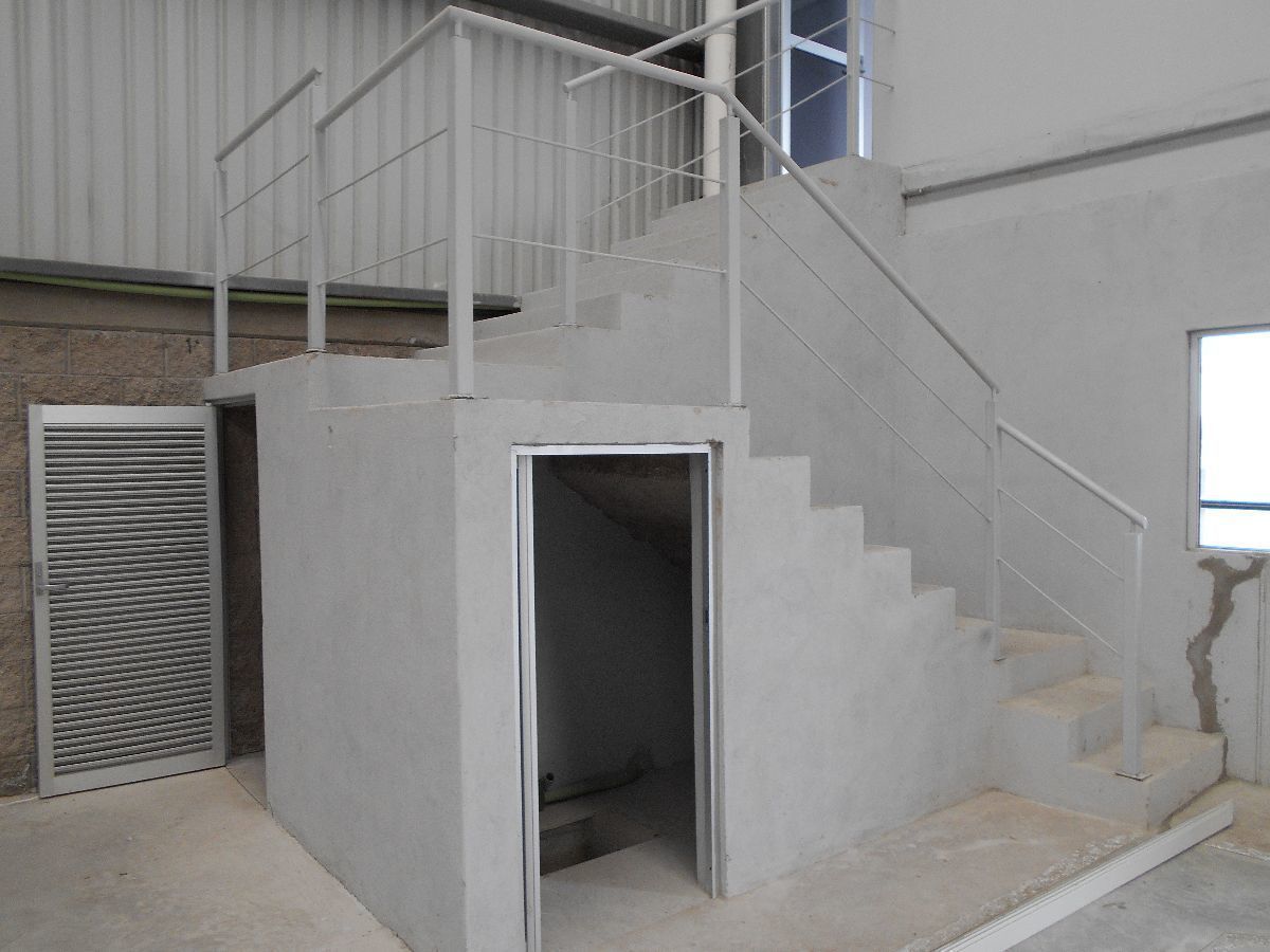 BODEGA EN RENTA DE 1381M2 EN PARQUE PyME QUERETARO