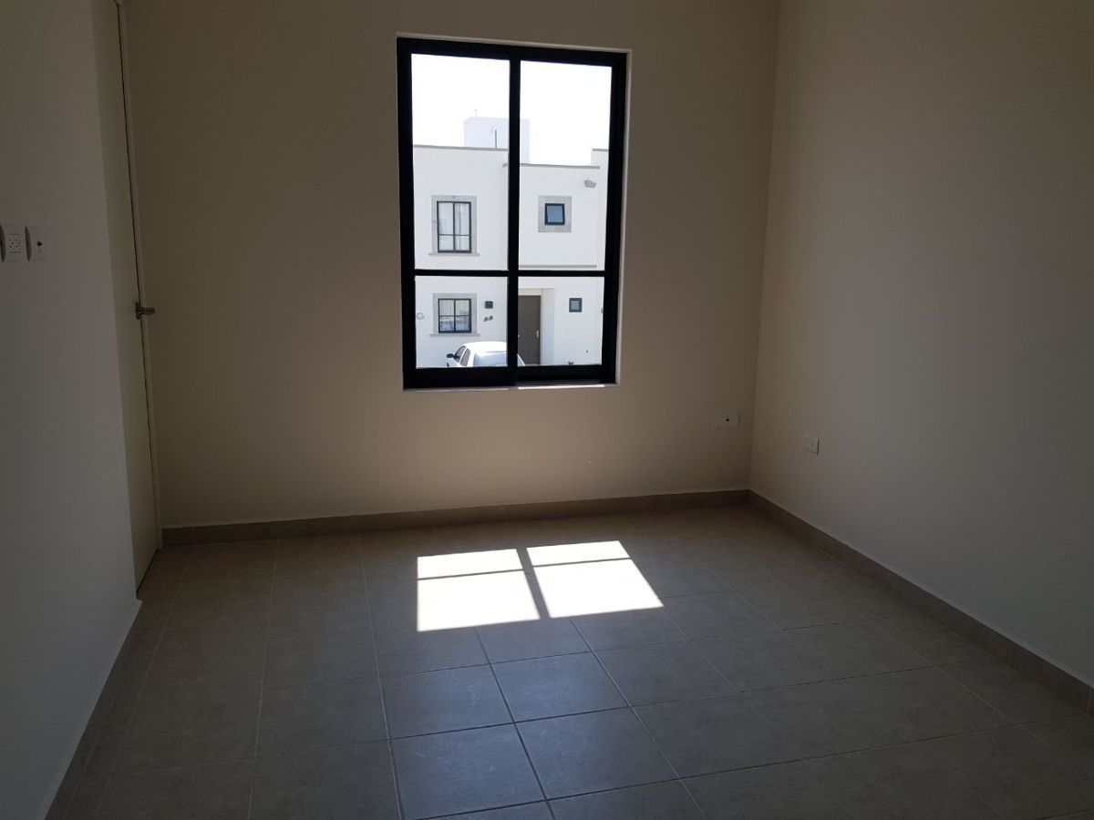 Casa em El Marqués, Querétaro, foto 3 de 13