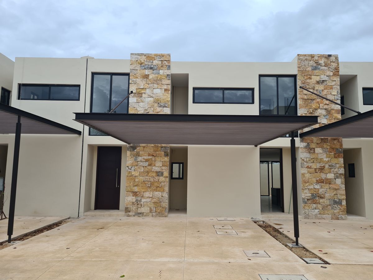 Venta de Villas Stella en Temozón Norte.