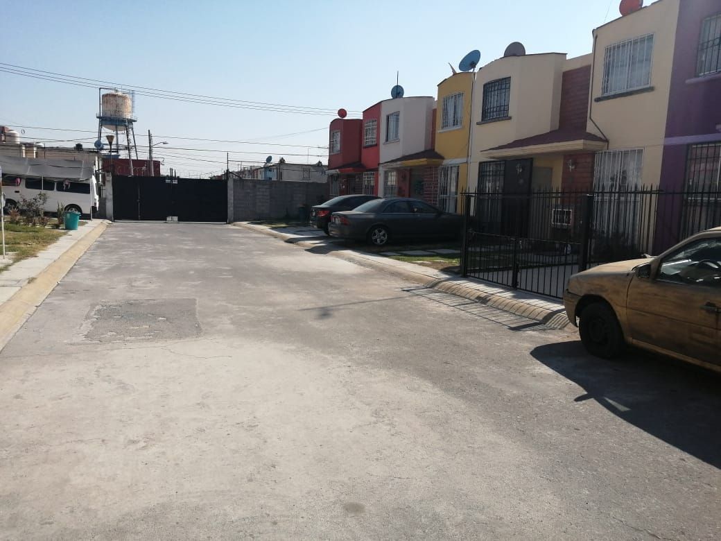 VENTA DE CASA EN VILLAS DEL SOL TULTITLAN