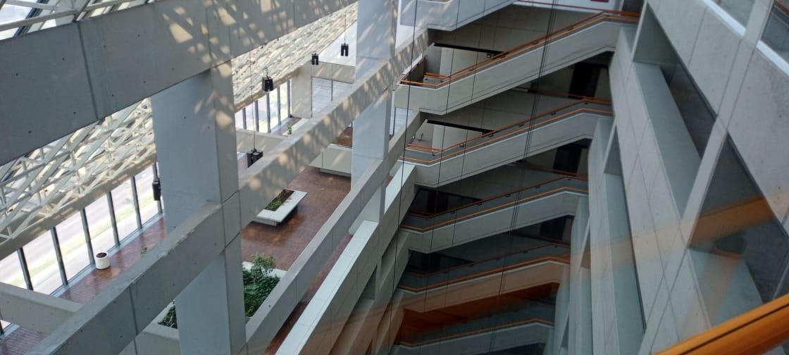 OFICINA DISPONIBLE EN RENTA EN PEDREGAL