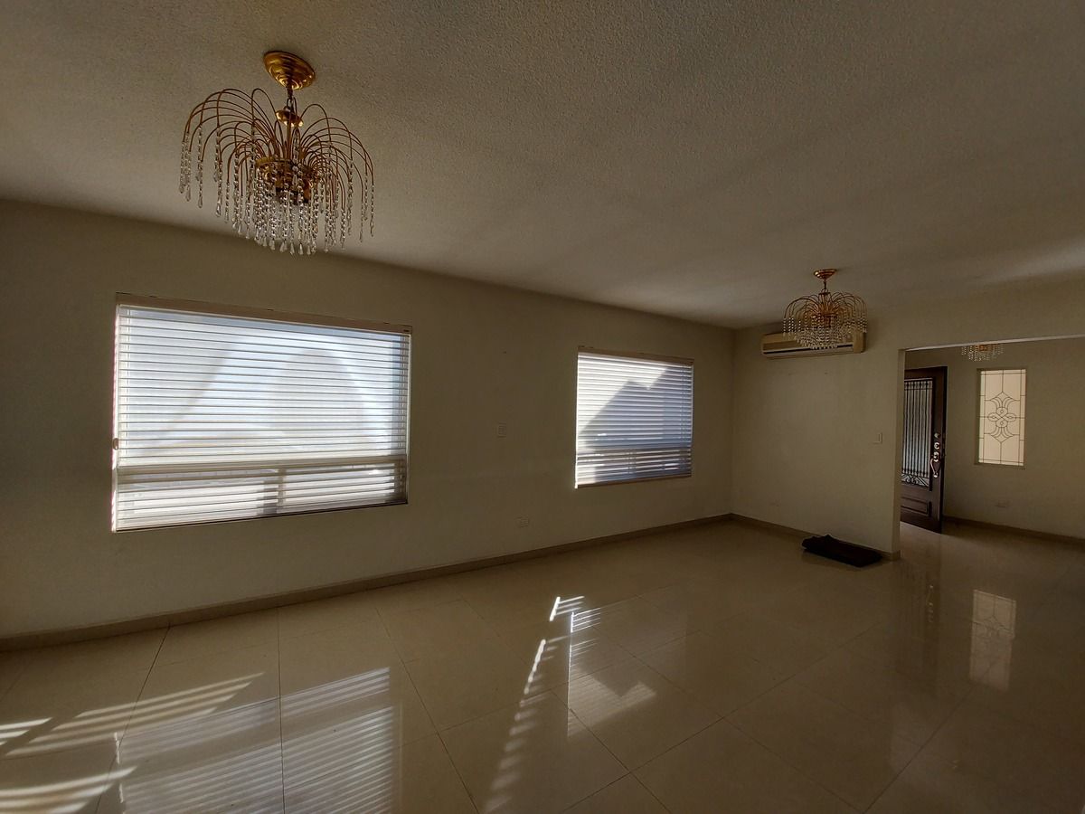 5 de 19: Sala-comedor