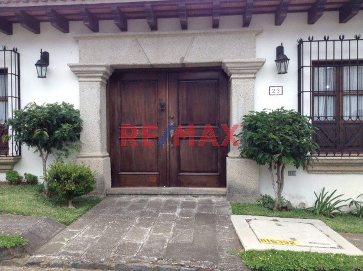 CASA EN VENTA, SANTA CATARINA BOBADILLA, ANTIGUA GUATEMALA