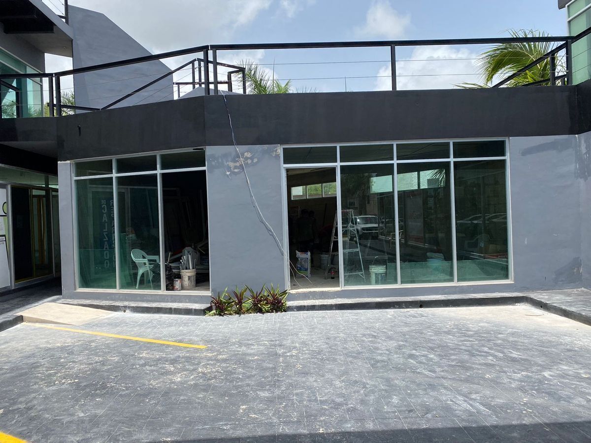 4 de 7: PB - 30M2  FACHADA