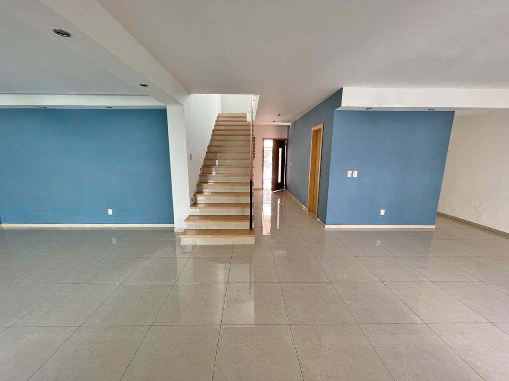 4 de 14: Jardines del Country - sala - comedor