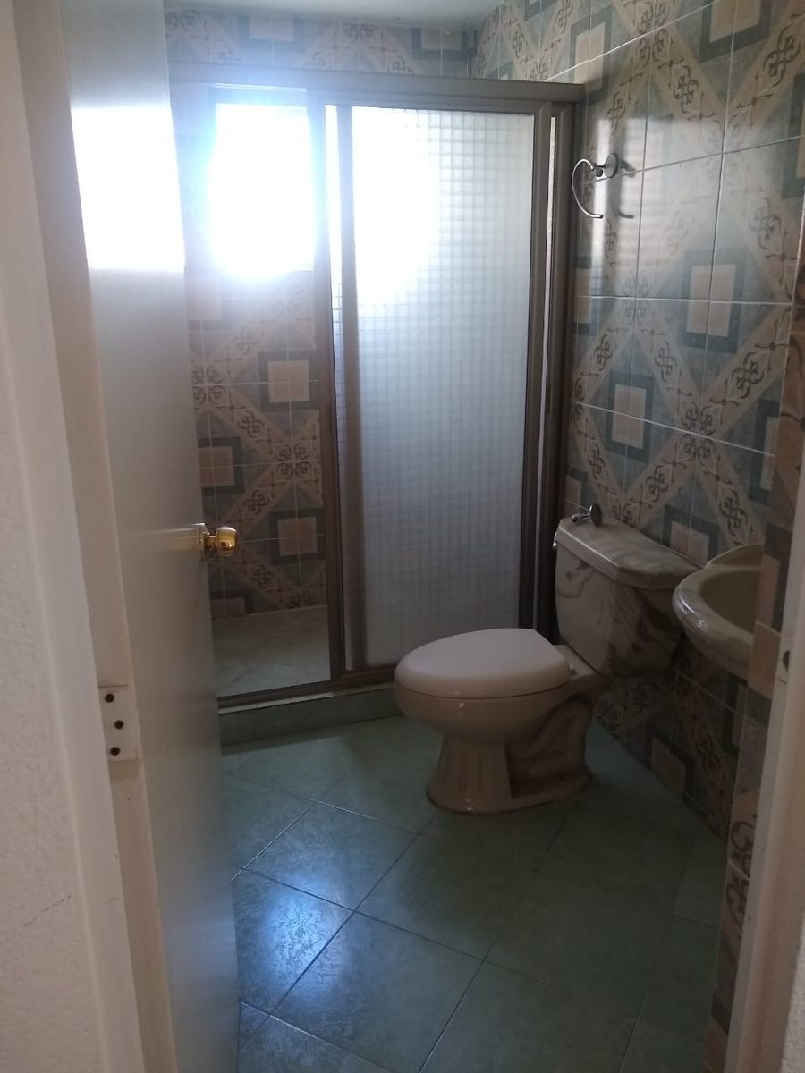 en VENTA Casas en Real Toledo F-11 Sur de Pachuca | EasyBroker