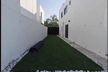 CASA EN VENTA - LA REJOYADA - ZONA NORTE