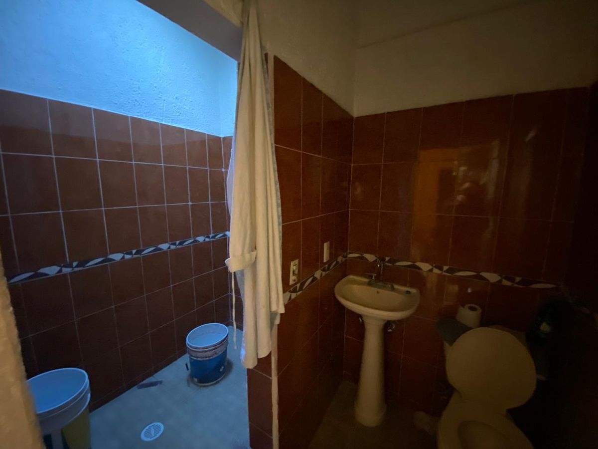 Casa en Venta a una cuadra de Cruz Verde, Central Camionera Vieja |  EasyBroker