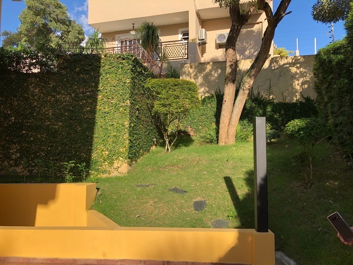 Venta o Alquiler 500 mts Amplia 4H Gran patio verde | EasyBroker