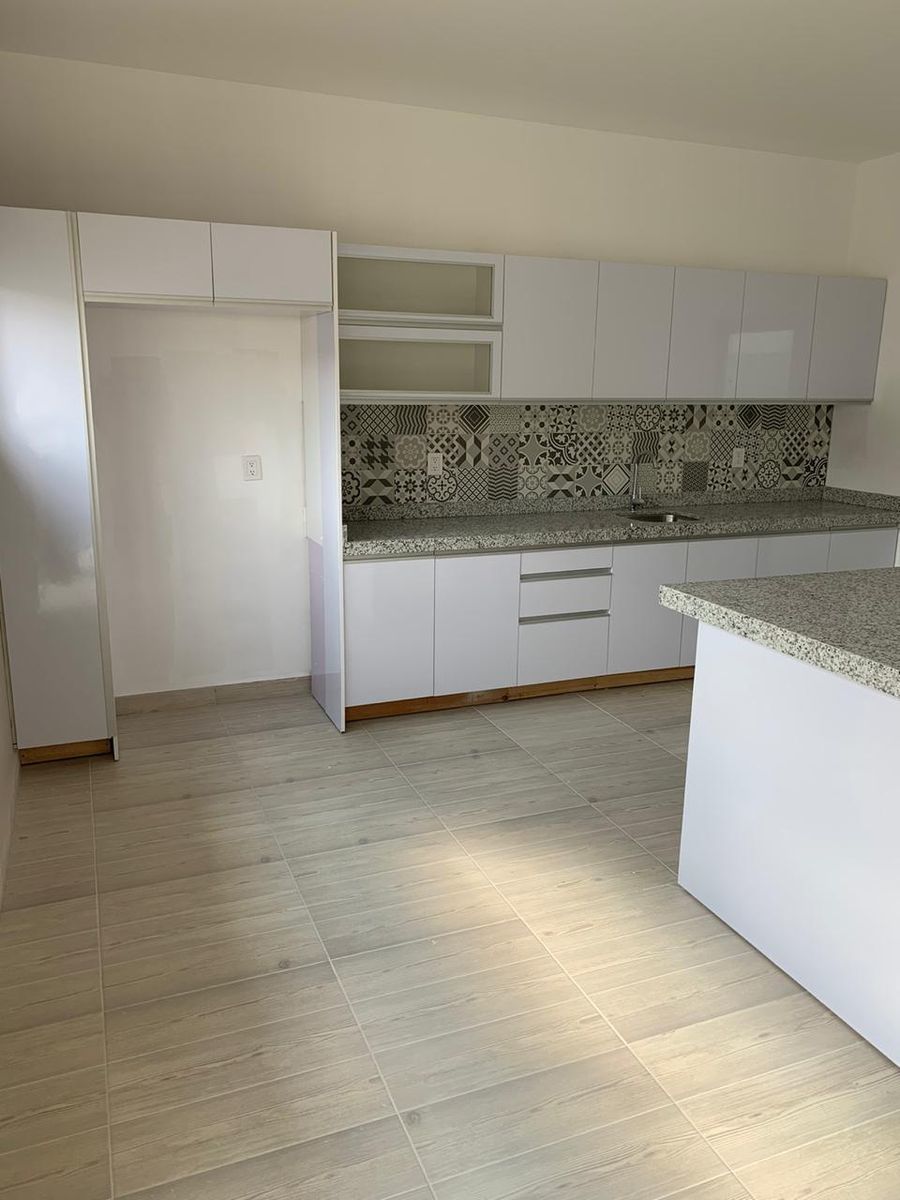 Estrena Casa en Cañadas del Arroyo, 4ta Recamara en PB, de LUJO !!