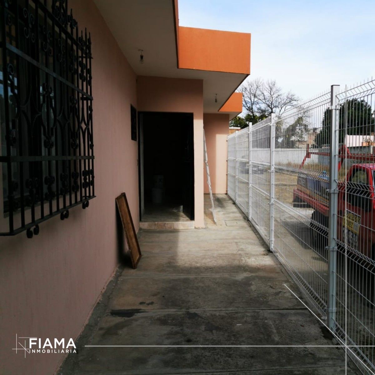 CASA EN VENTA Y RENTA EN COL. H. CASAS, TEPIC, NAY. | EasyBroker