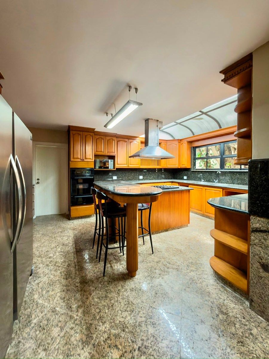 Casa en Los Cacicazgos, Santo Domingo Centro (Distrito Nacional), foto 14 de 37