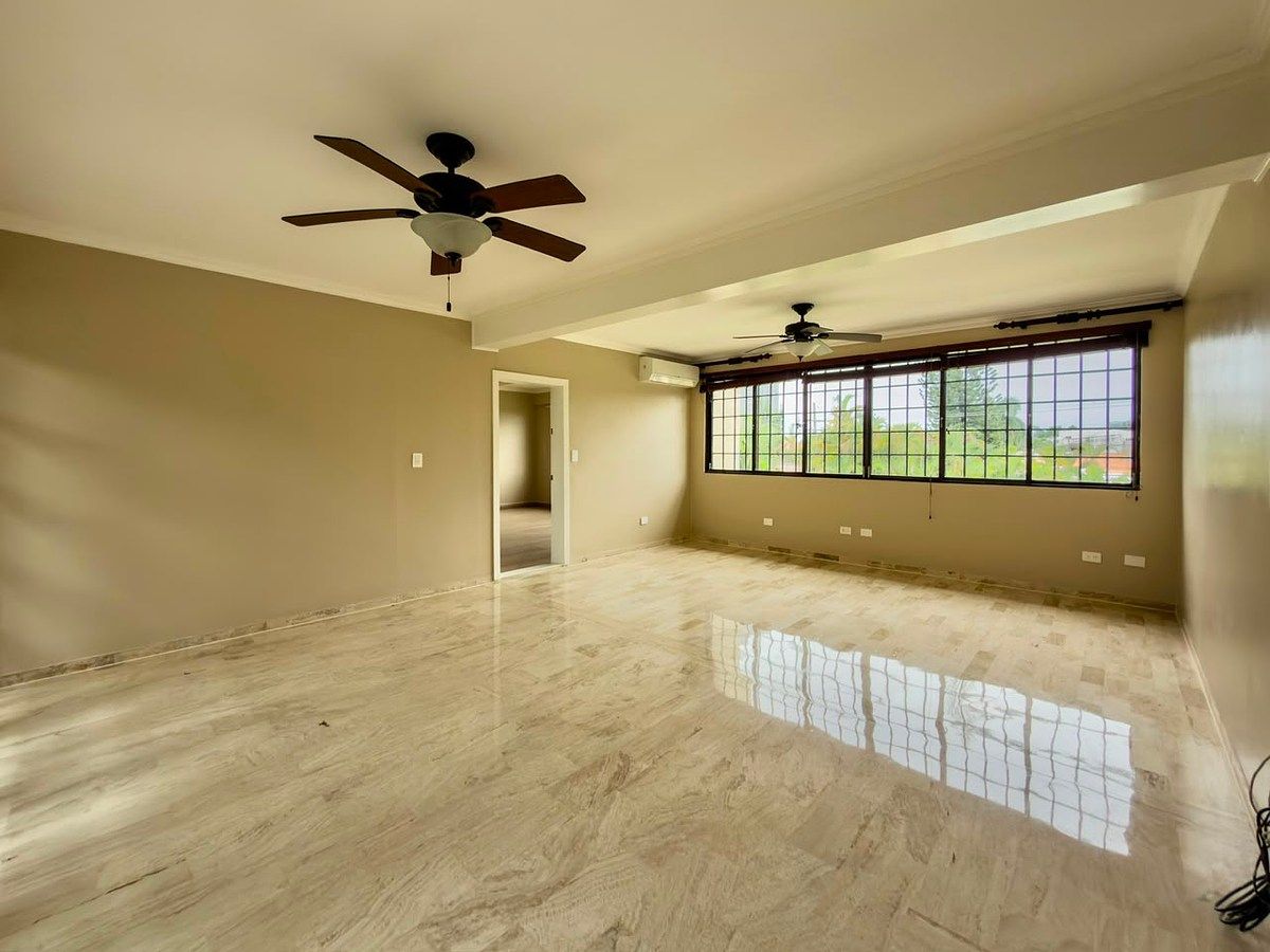 Casa en Los Cacicazgos, Santo Domingo Centro (Distrito Nacional), foto 21 de 37