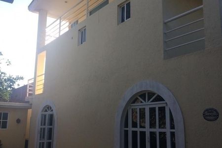 Casa en venta en el Fraccionamiento Villa Satélite La Calera