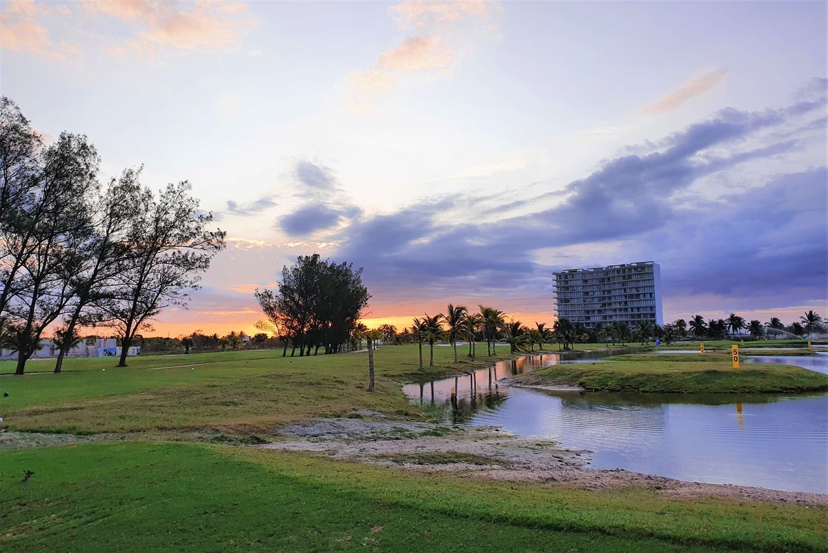 Terreno en Venta en el Country Club Playa Palmas