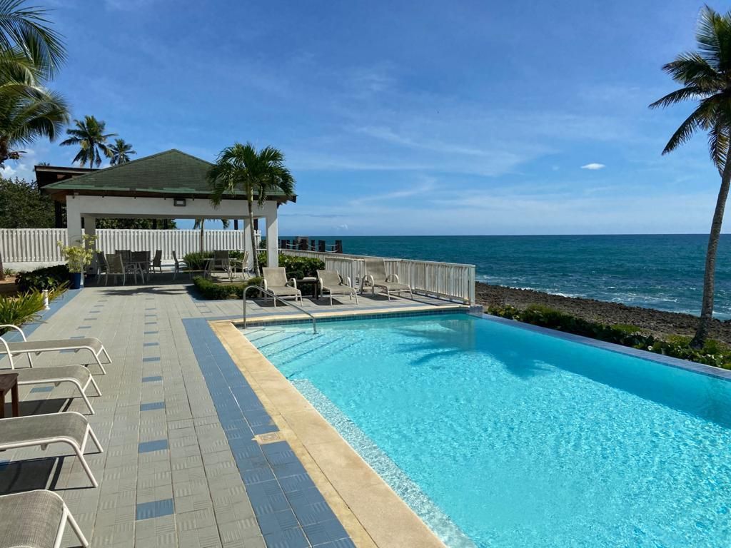 25 de 31: Piscina  con vista panoramica