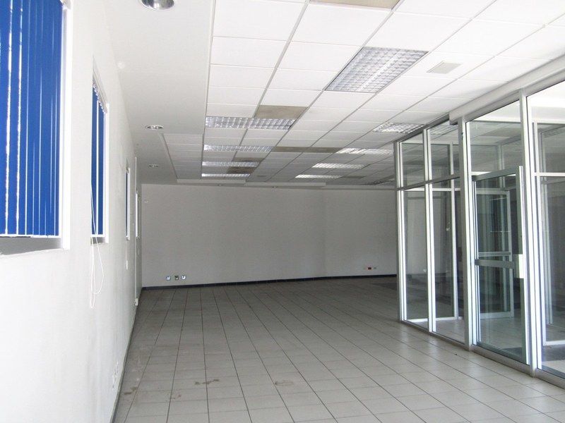 3 de 4: Locales en Renta en Plaza Minarete Zona Rio PBRBAN01
