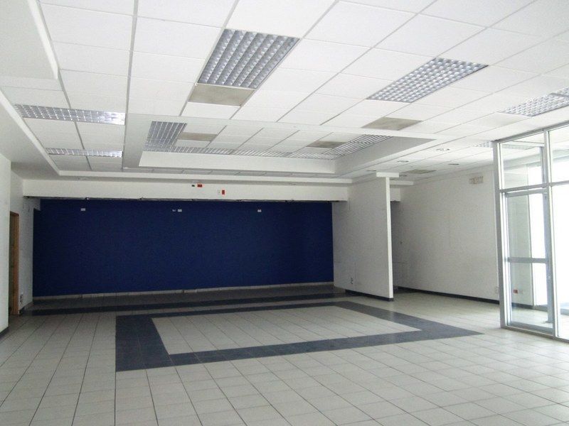 4 de 4: Locales en Renta en Plaza Minarete Zona Rio PBRBAN01