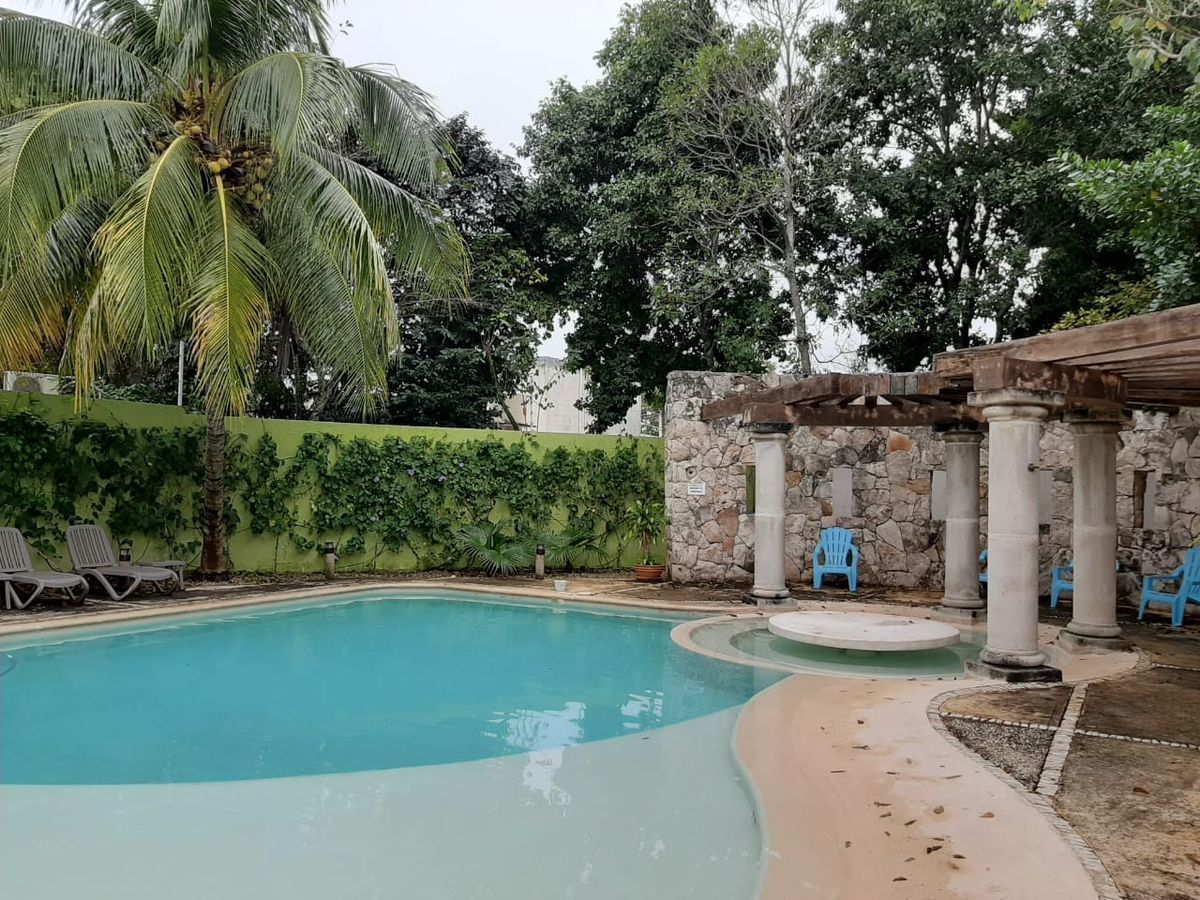 35 de 36: Alberca de la Casa Club