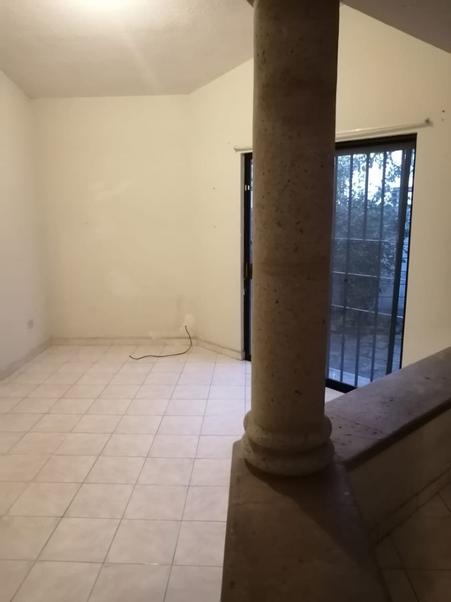 7 de 33