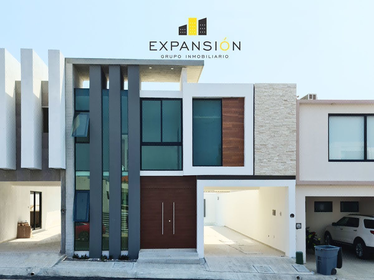 Casa en preventa con alberca y lujosos acabados en Lomas Residencial