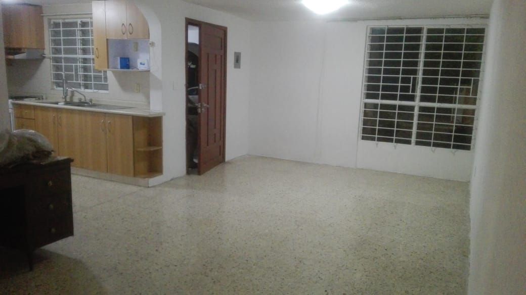4 de 5: Sala-comedor / Cocina