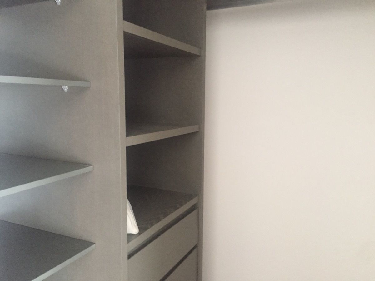27 de 48: closet vestidor