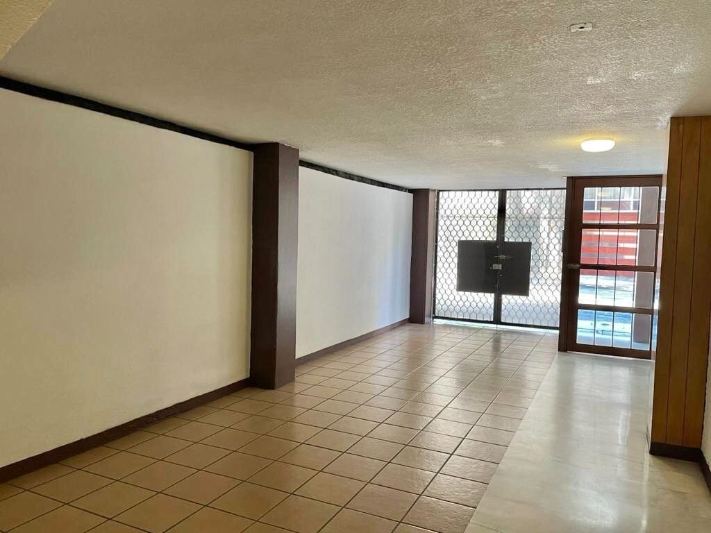 LOBBY, foto 12 de 33