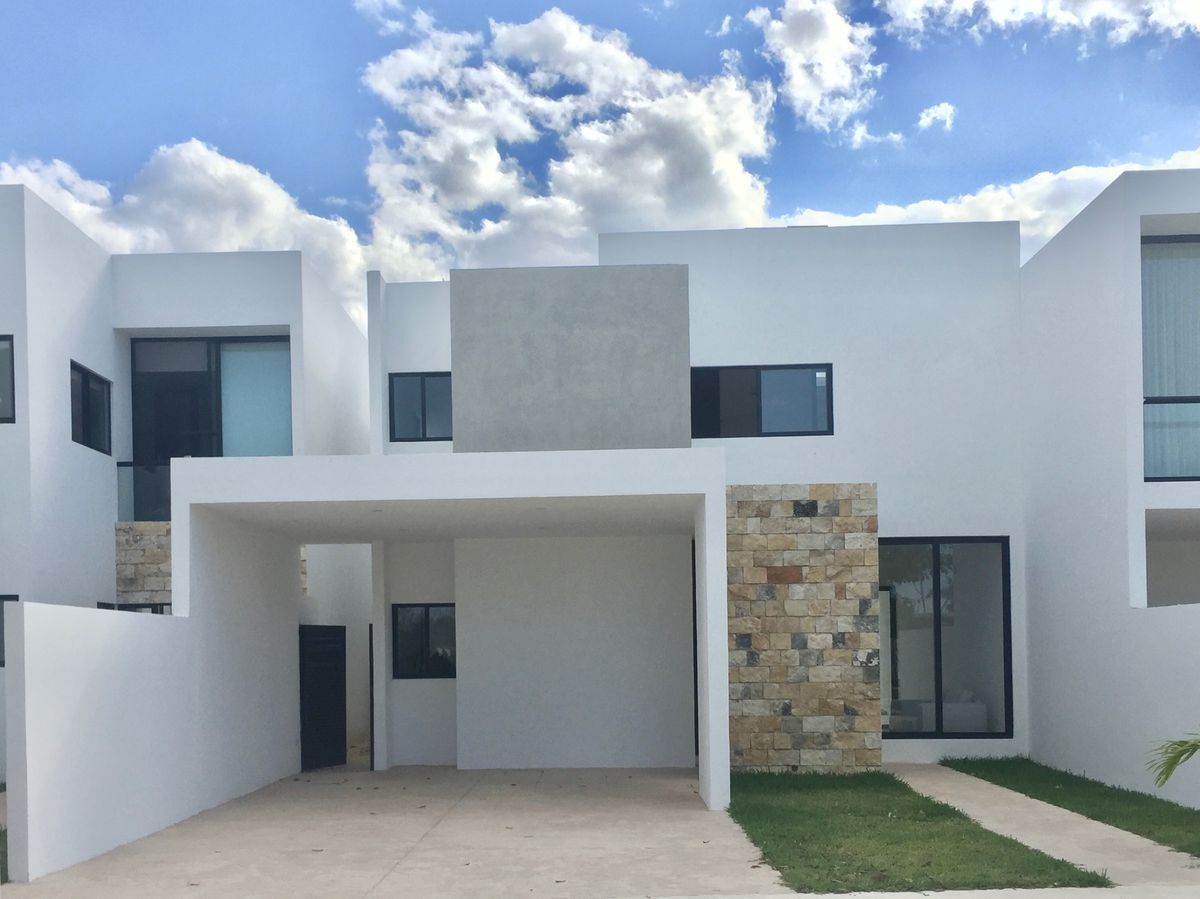 3 de 22: Casa en venta en Mérida, Yucatán
Albarella
Chichén Realty