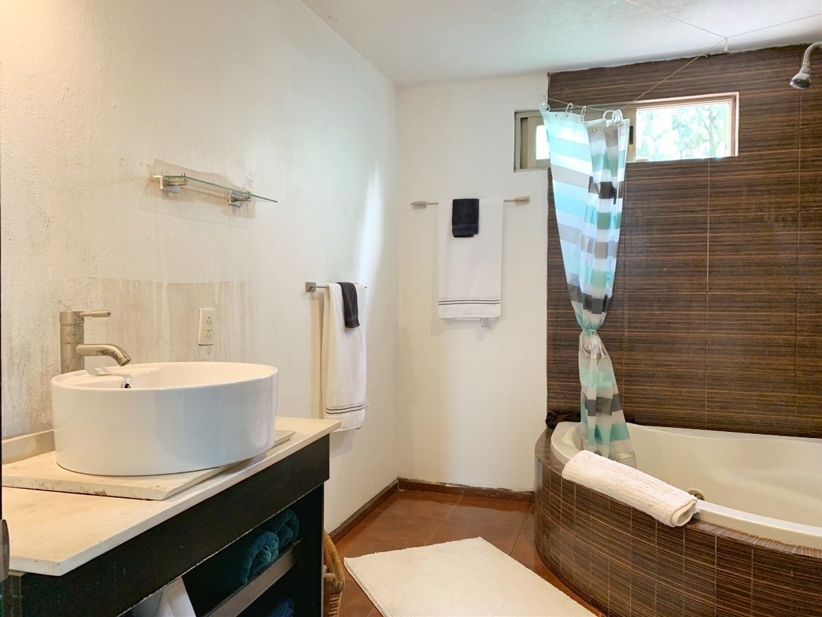 24 de 24: Baño habitación principal 