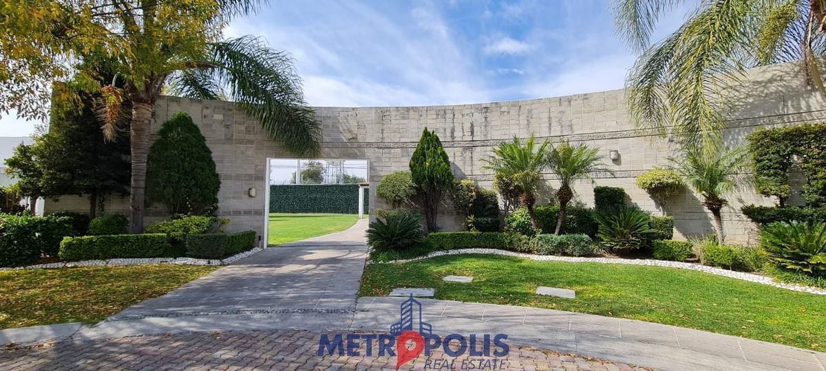 CASA EN VENTA EN HUERTAS DEL CARMEN QUERÉTARO