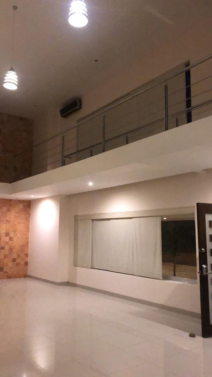 2 de 35: Sala - Comedor