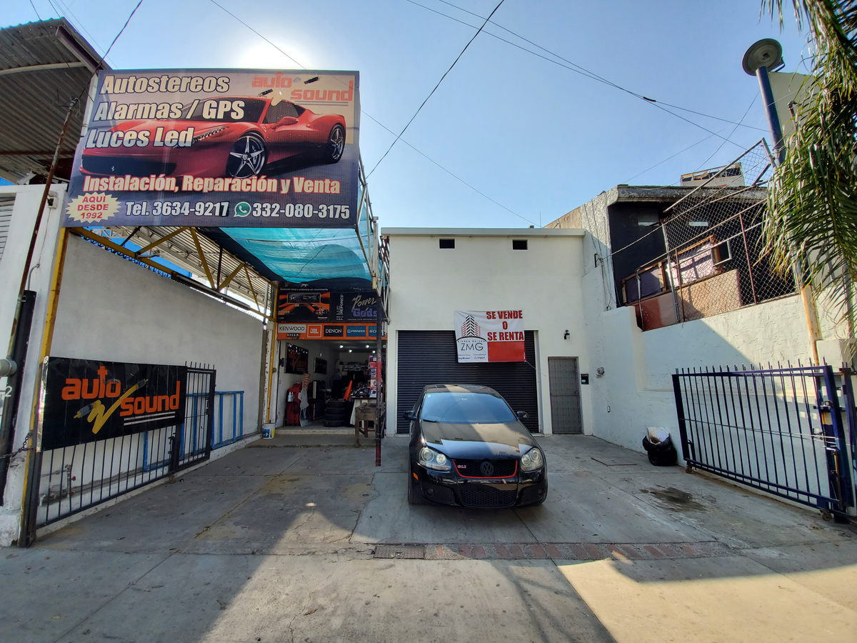 Conjunto de Oficinas con Locales sobre Av. Mariano Otero, Zapopan