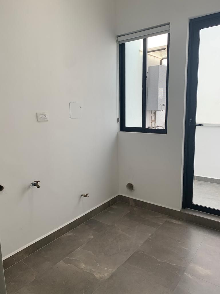 15 de 24: lavanderia 