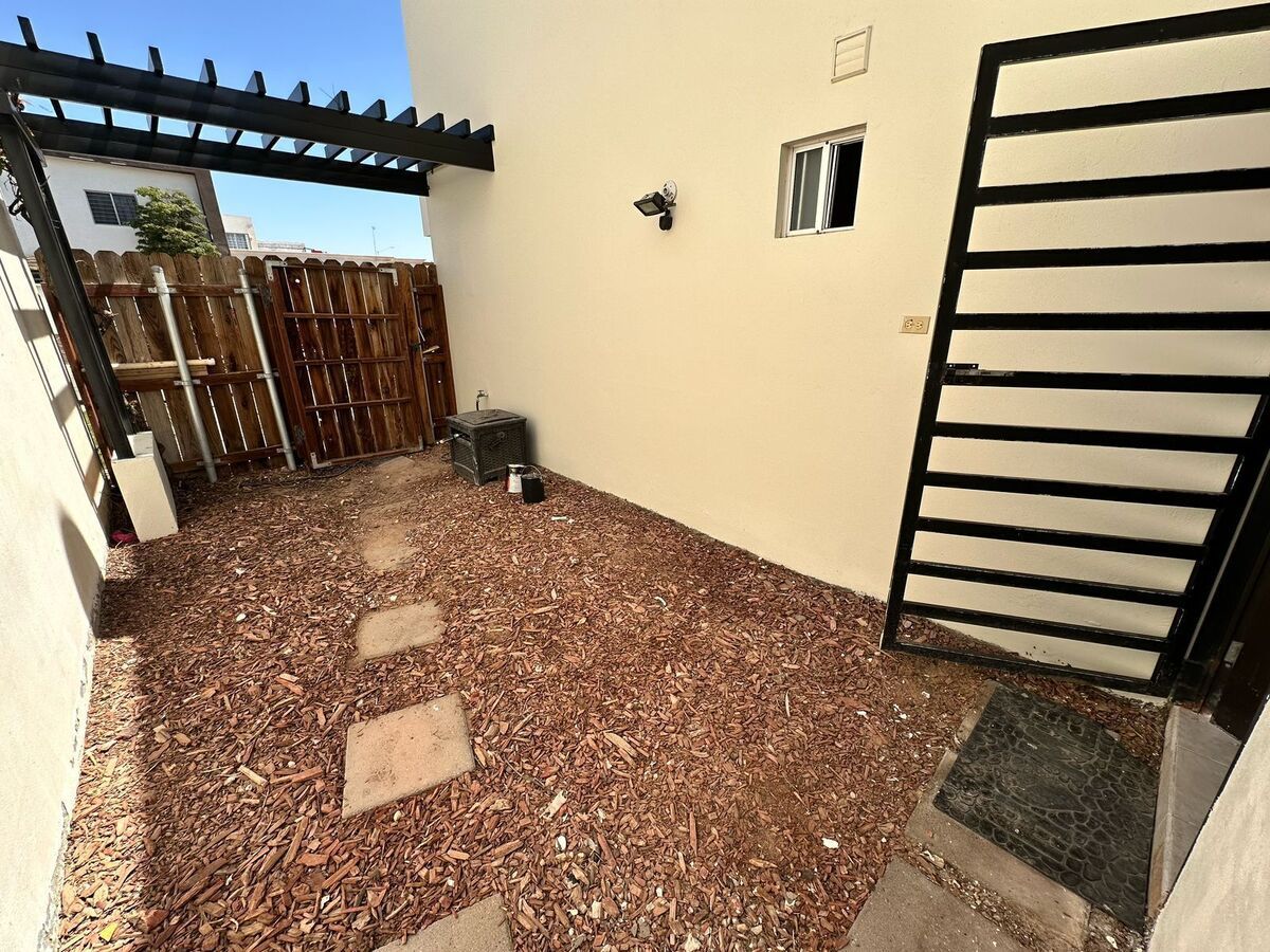 Casa en Residencial Segovia, Mexicali, foto 13 de 14