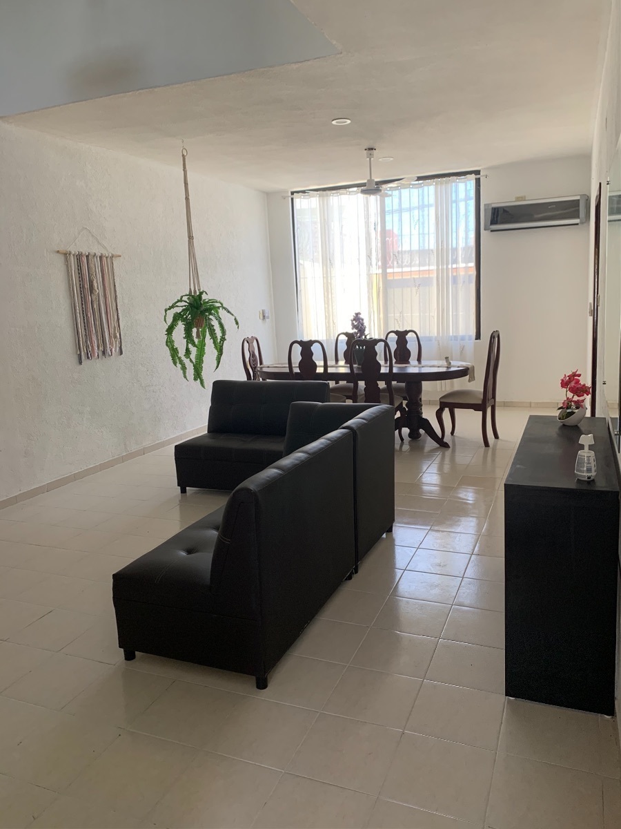 4 of 18: SALA Y COMEDOR 