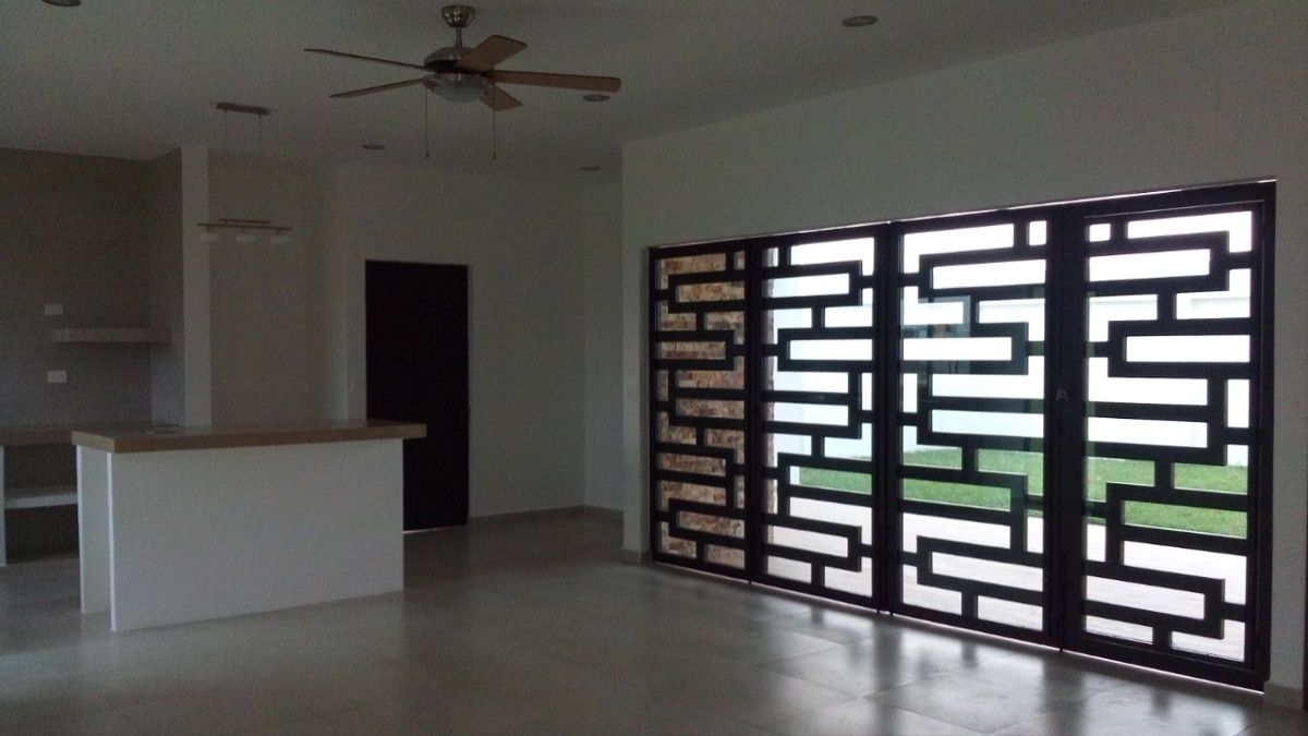 5 de 15: ÁREA DE COMEDOR CON ACCESO AL JARDÍN 