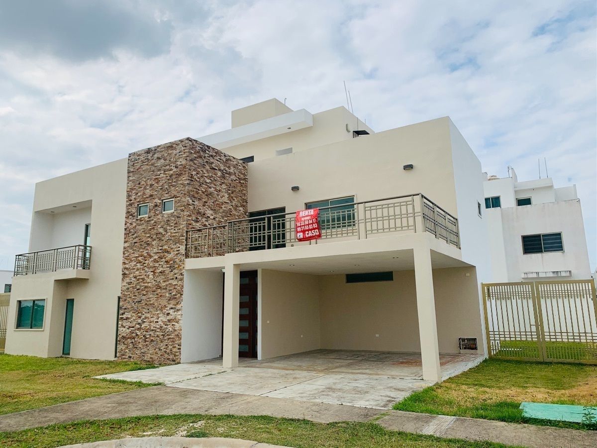 1 de 15: FACHADA 
JARDÍN AMPLIO