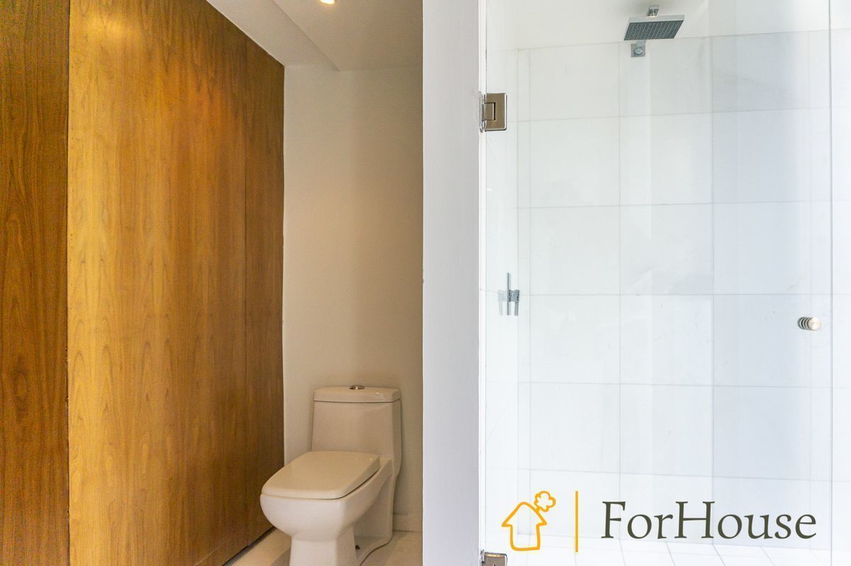 13 de 24: Baño recámara principal