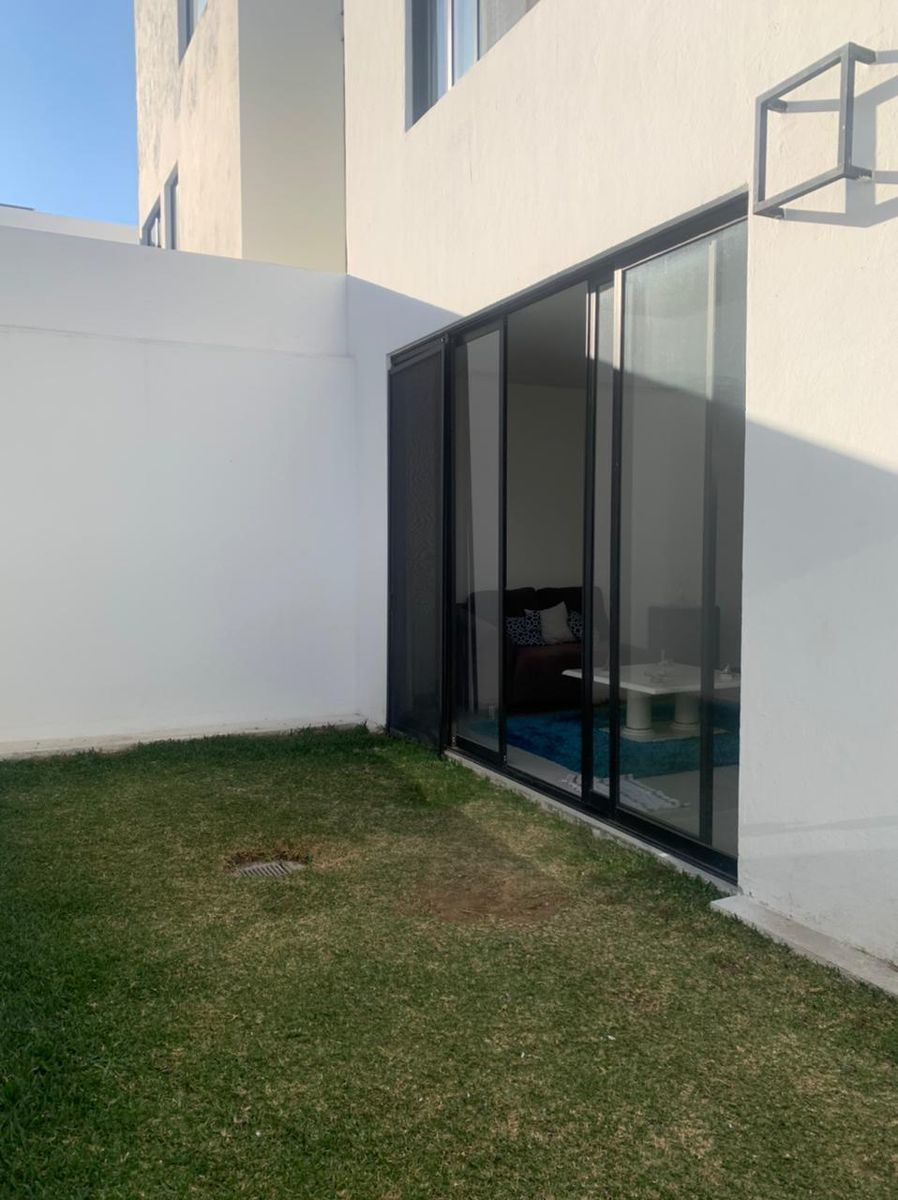 9 de 14: TERRAZA