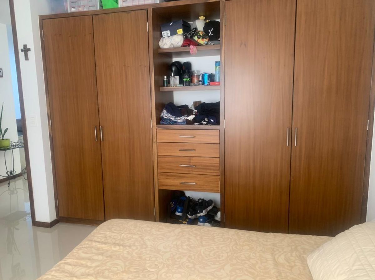14 de 14: CLOSET TERCERA RECAMARA