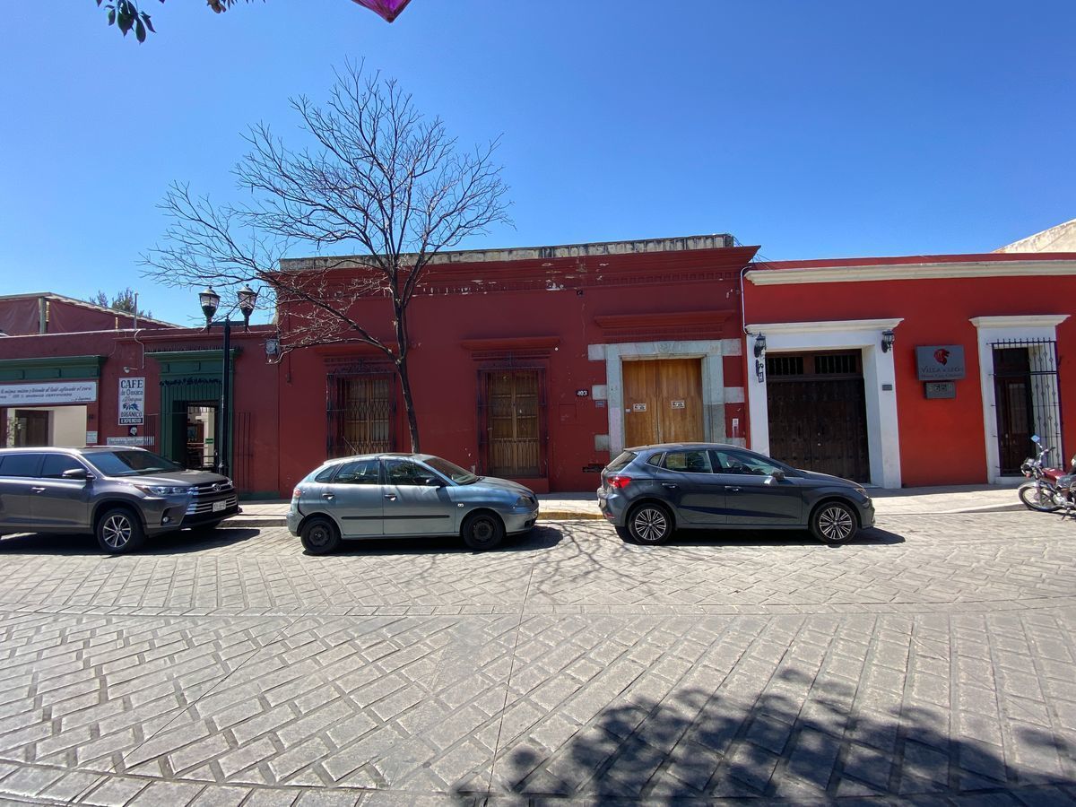 2 de 26: Ubicada en calle céntro histórico de Oaxaca