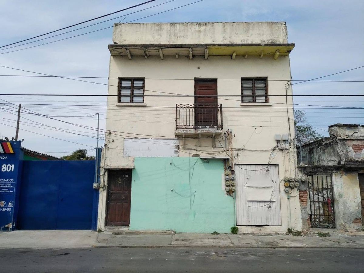 Edificio de 16 departamentos en VENTA en Col. Centro de VERACRUZ, VERACRUZ.
