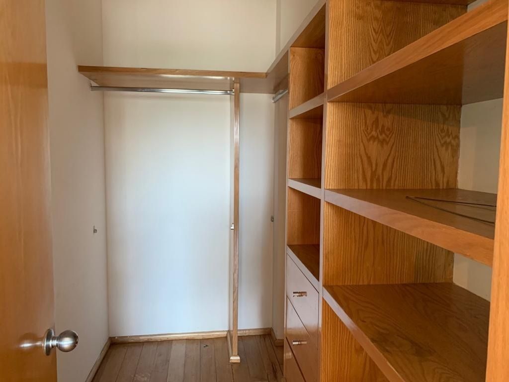 8 de 15: VESTIDOR