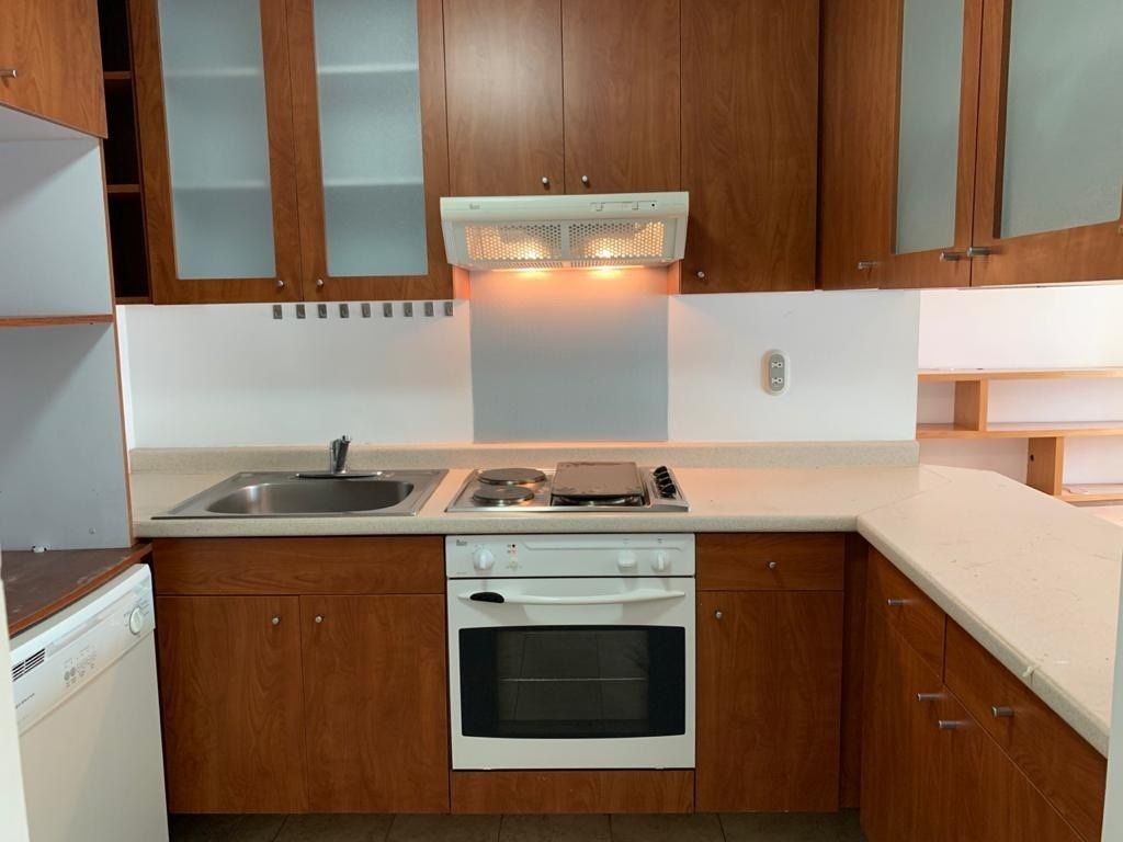 13 de 15: COCINA INTEGRAL CAMPANA, ESTUFA HORNO, LAVADORA DE TRASTES.