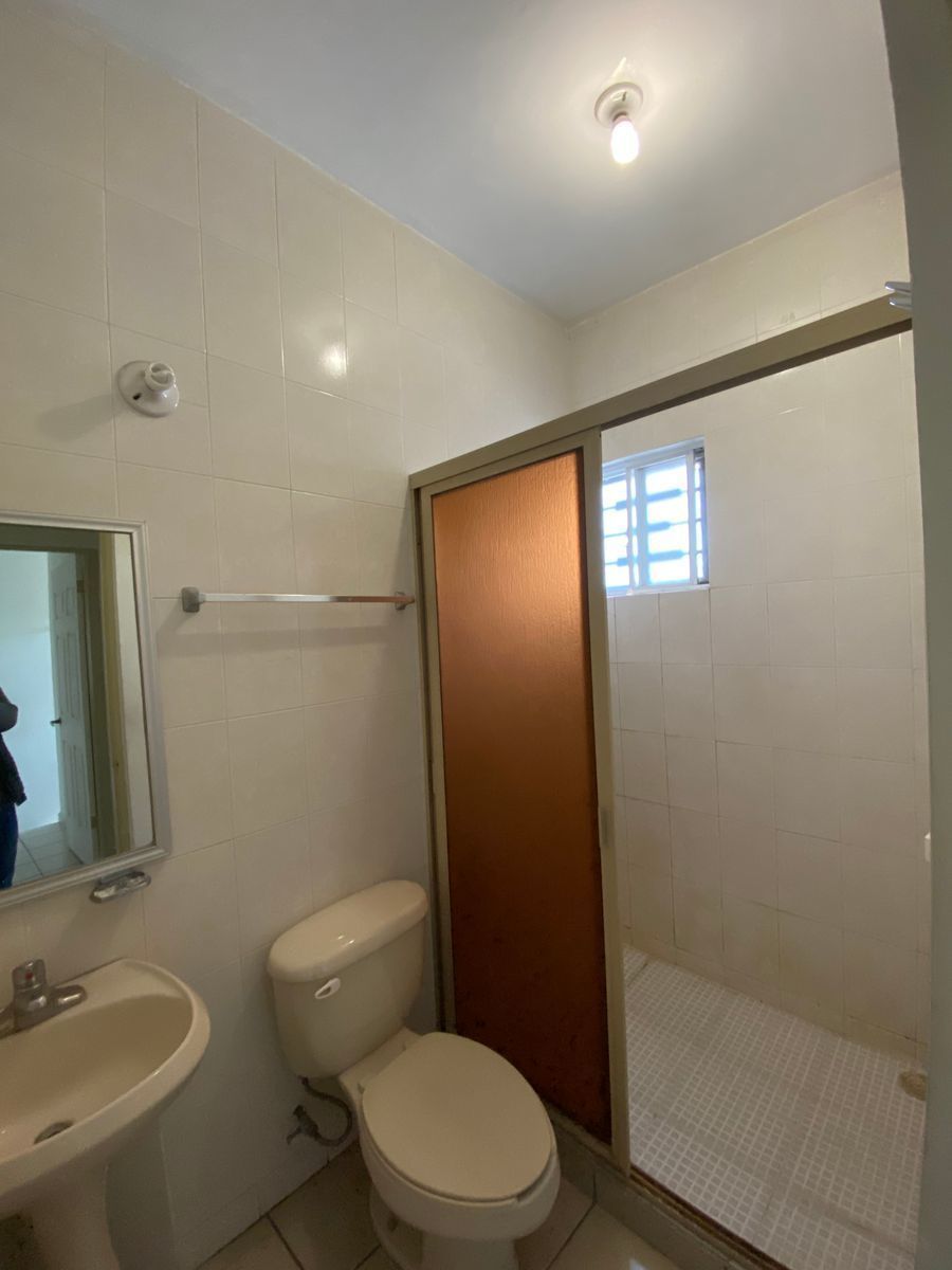 3 de 17: Baño completo