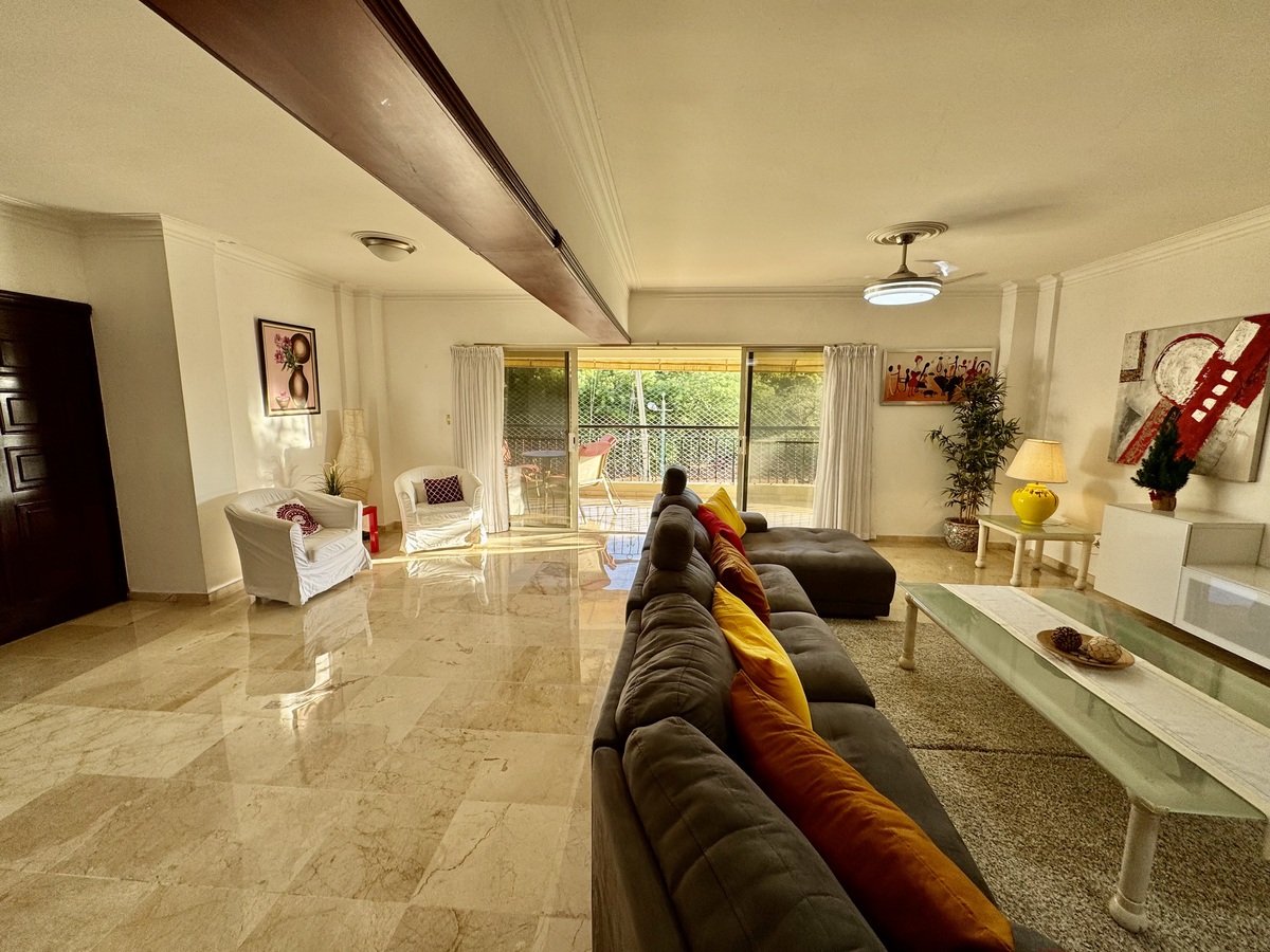 Apartamentos en Venta Los Cacicazgos, Santo Domingo