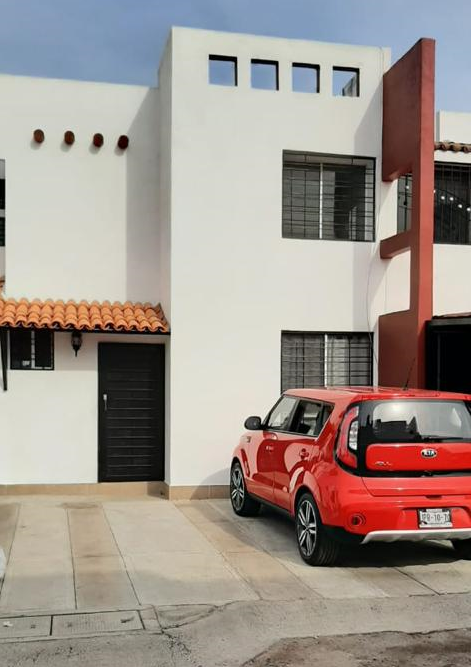 Casa en Venta en Altus Bosques, Tlajomulco | EasyBroker